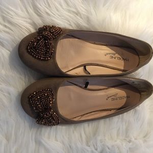 Madeline used flats